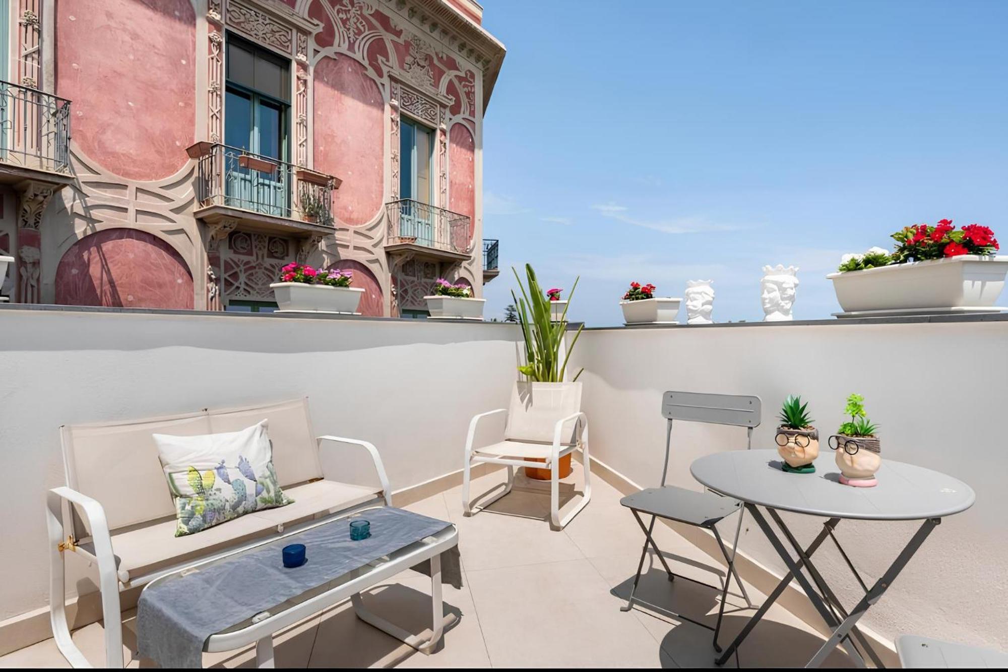 Mare Damuri Con Terrazza Vista Mare Apartman Catania Kültér fotó